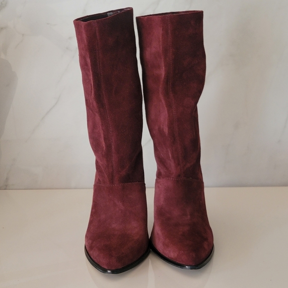 BCBGeneration Suede Stiletto heeled Burgundy booties Almond Toe Size 7 - Picture 5 of 10